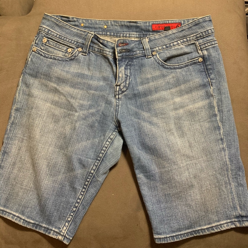 Virgos Jean shorts